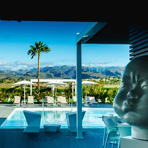 4* Szálloda Seven & Wellness - Gay Men Only